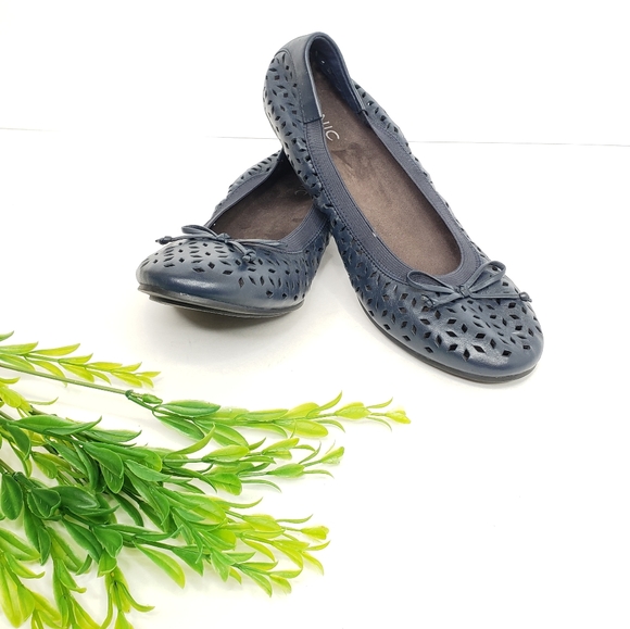 vionic flat shoes
